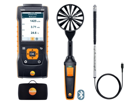 Miernik wielofunkcyjny Testo 440 z bezprzewodową sondą wiatraczkową (Ø 100 mm) i przewodową sondą wiatraczkową (Ø 16 mm)